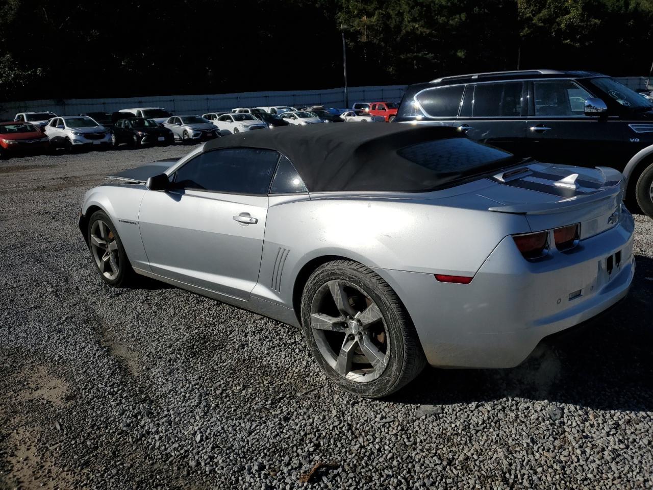2011 Chevrolet Camaro Lt - Image 2