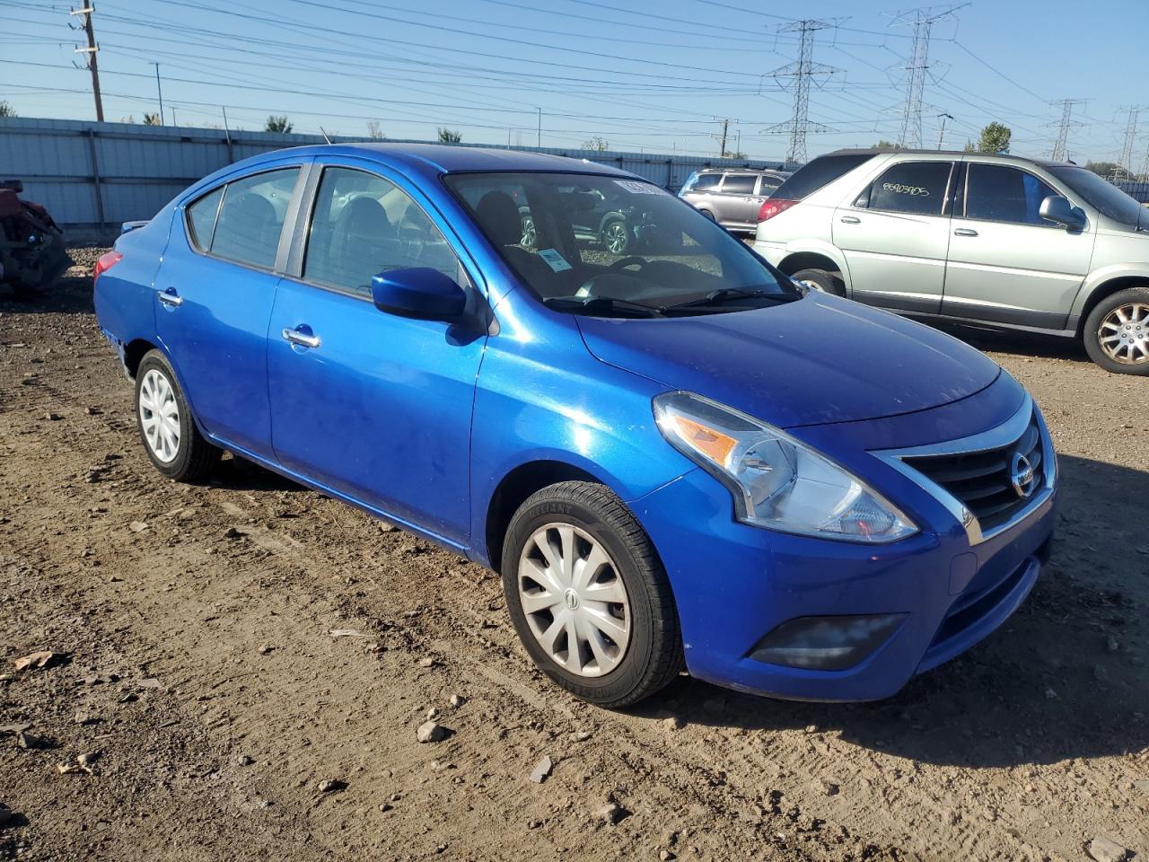2016 Nissan Versa S - Image 4