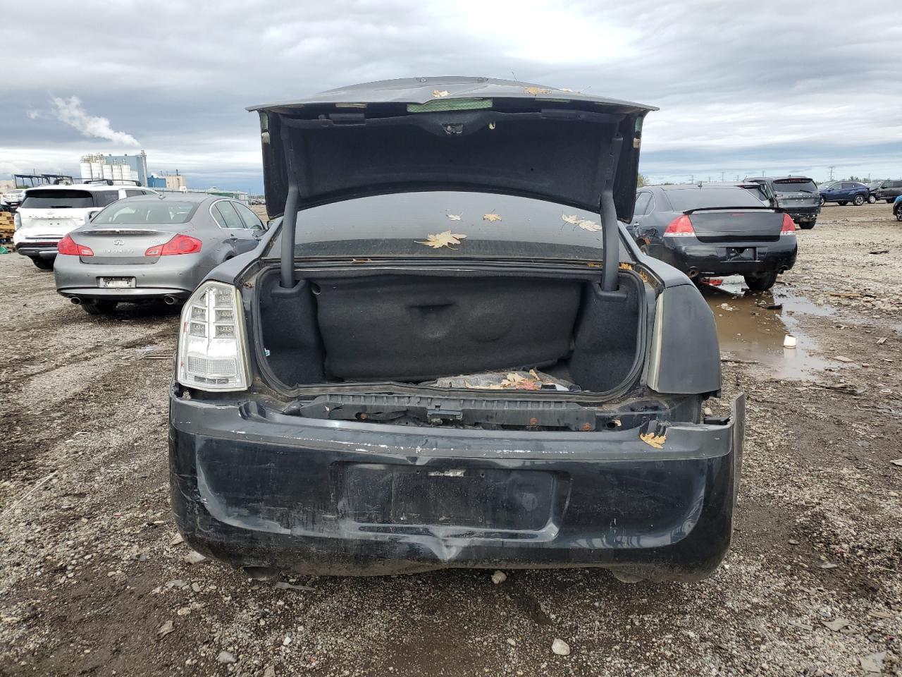2012 Chrysler 300C - Фото 6