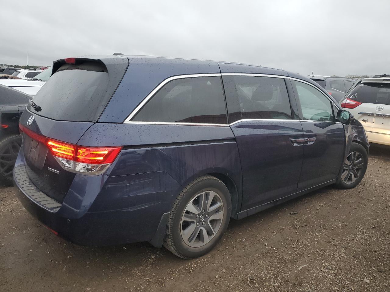 2014 Honda Odyssey Touring - Фото 3