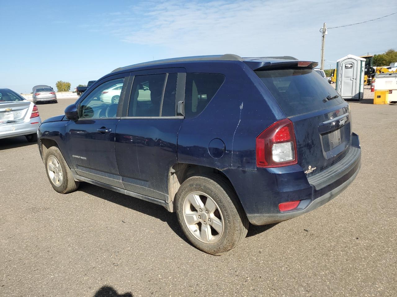 2014 Jeep Compass Latitude - Фото 2