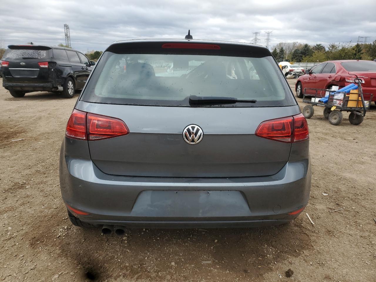 2016 Volkswagen Golf S/Se - Фото 6