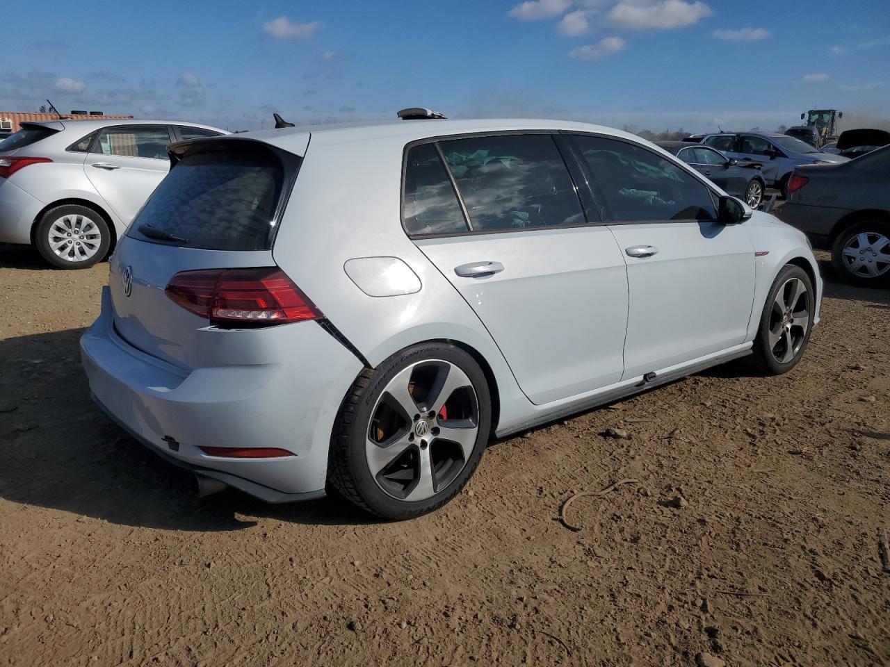 2018 Volkswagen Gti S/Se - Фото 3