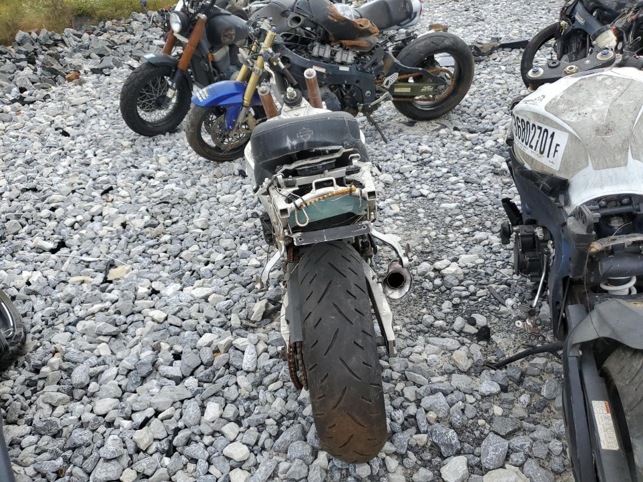 2002 Suzuki Gsx-R600 - Фото 4