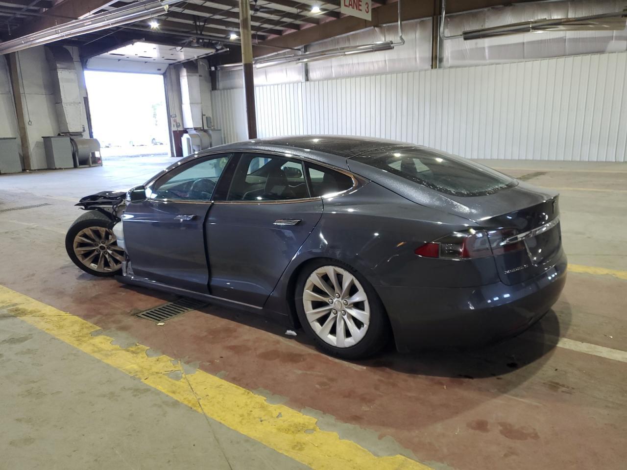 2018 Tesla Model S - Image 2