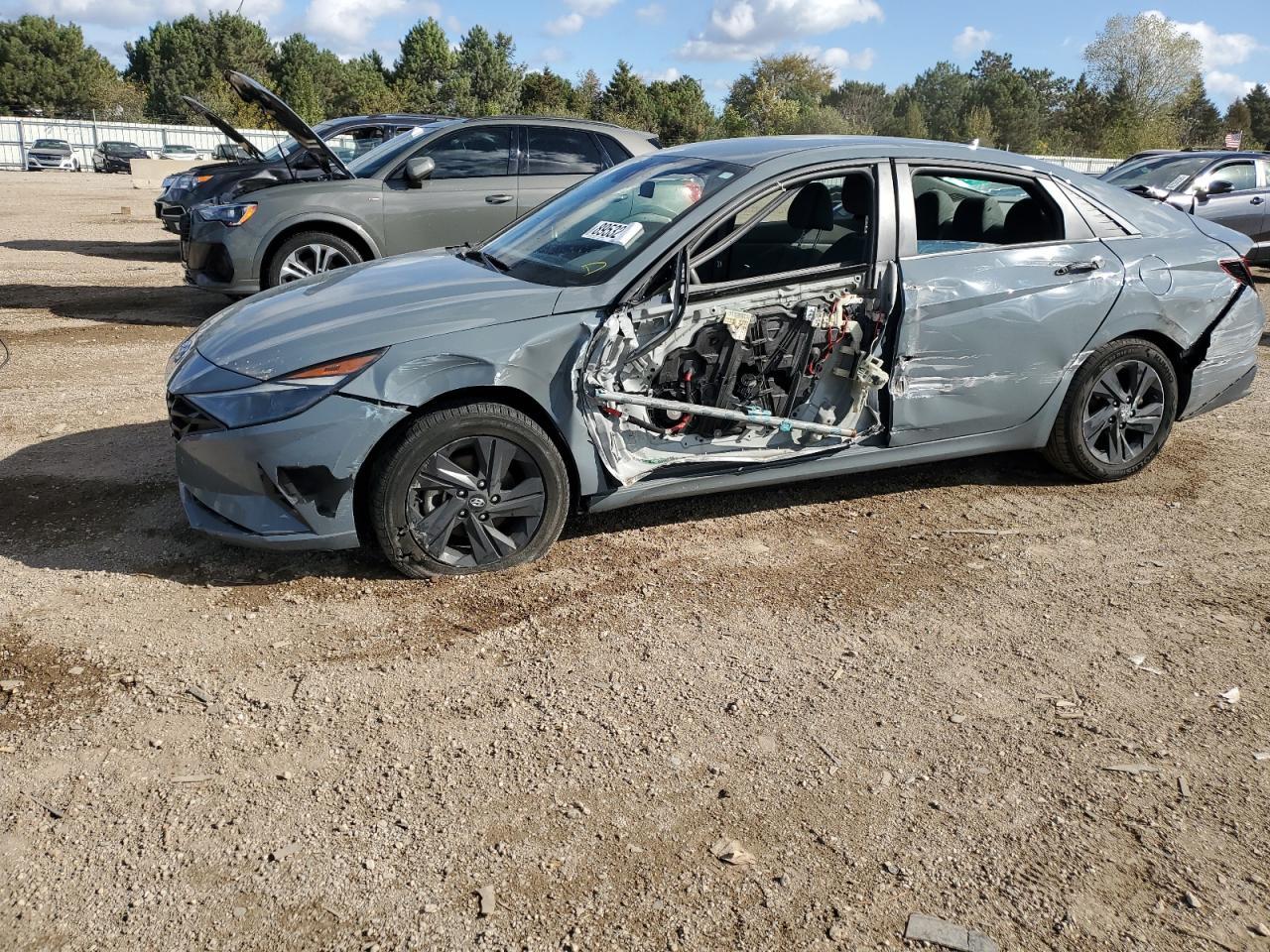 2022 Hyundai Elantra Sel