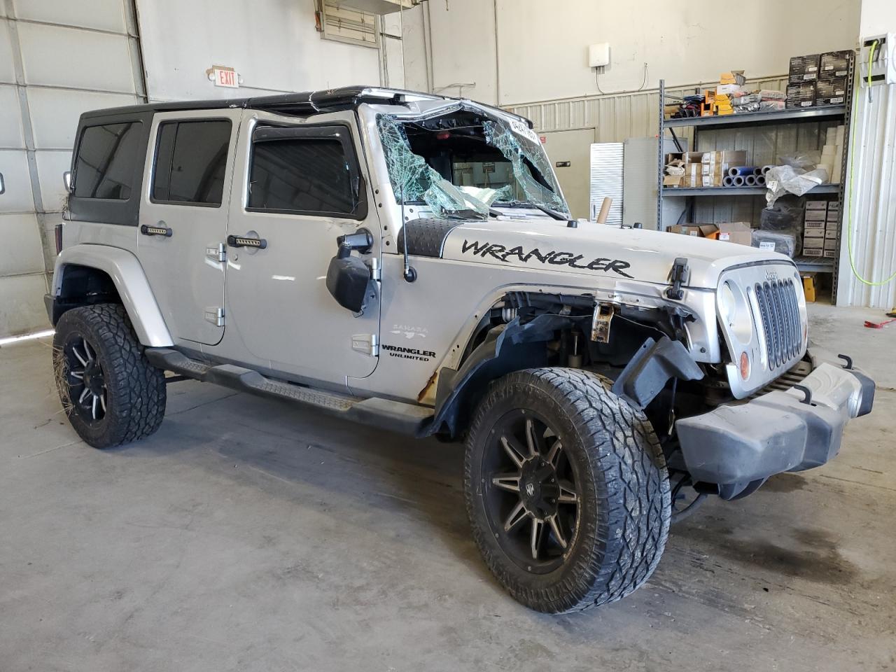 2012 Jeep Wrangler Unlimited Sahara - Фото 4