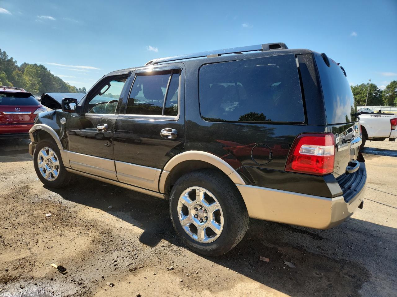 2013 Ford Expedition Xlt - Фото 2