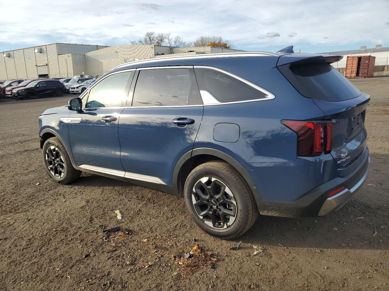 2025 Kia Sorento S - Фото 2