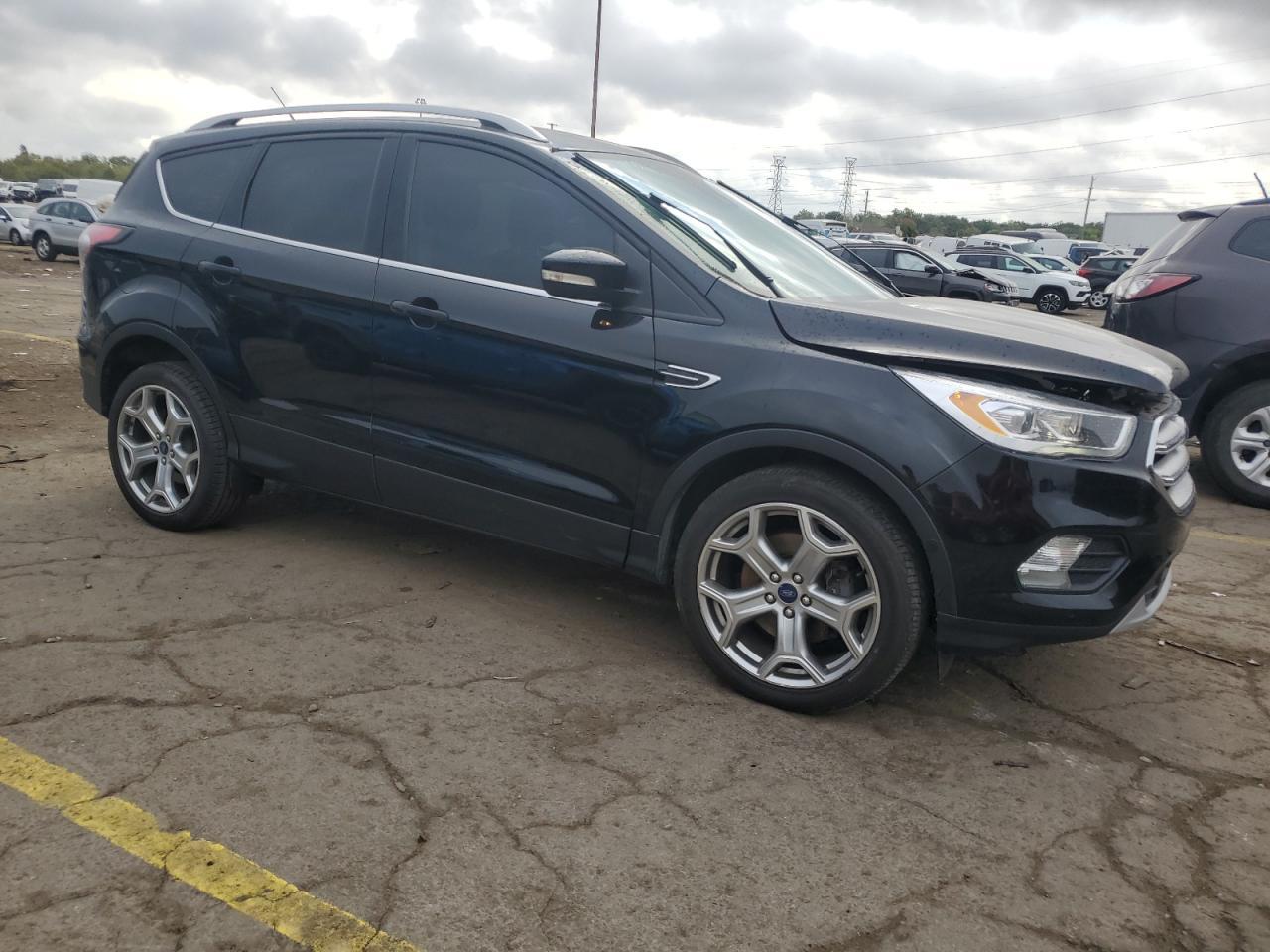 2017 Ford Escape Titanium - Фото 4