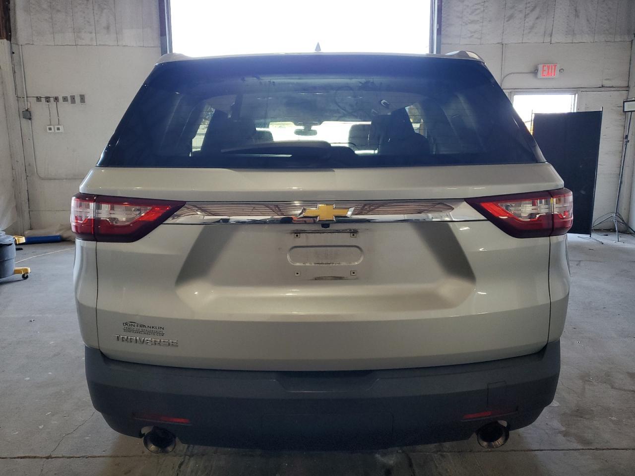 2018 Chevrolet Traverse Ls - Image 6