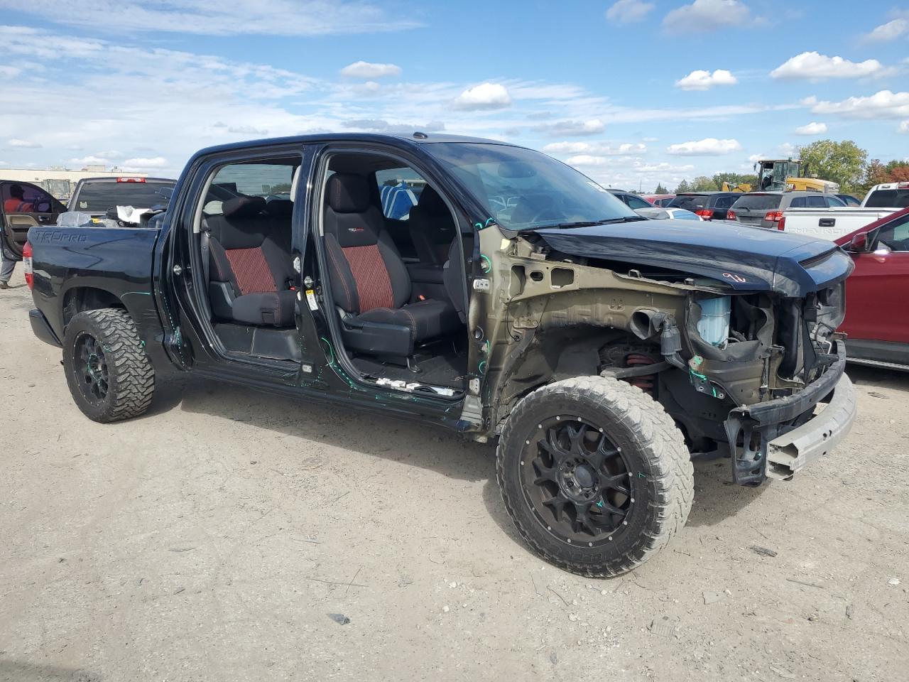 2015 Toyota Tundra Crewmax Sr5 - Image 4