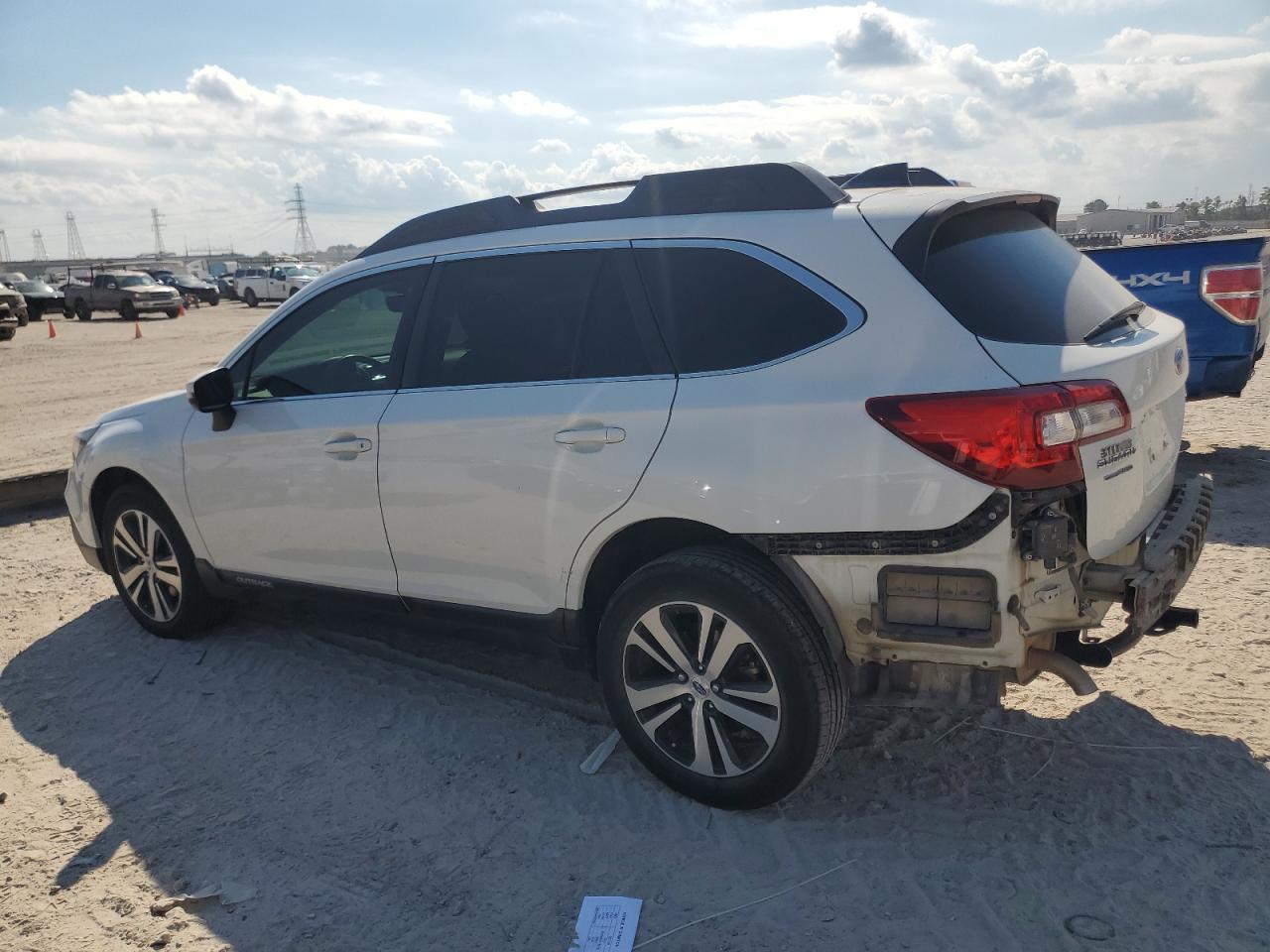 2019 Subaru Outback 2.5I Limited - Фото 2
