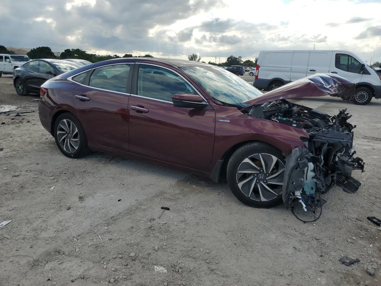 2020 Honda Insight Touring - Image 4
