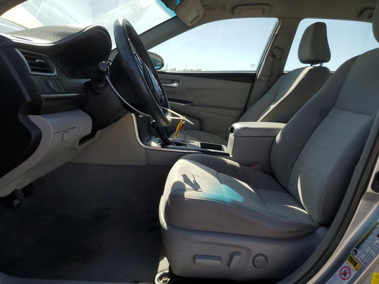 2015 Toyota Camry Le - Фото 7