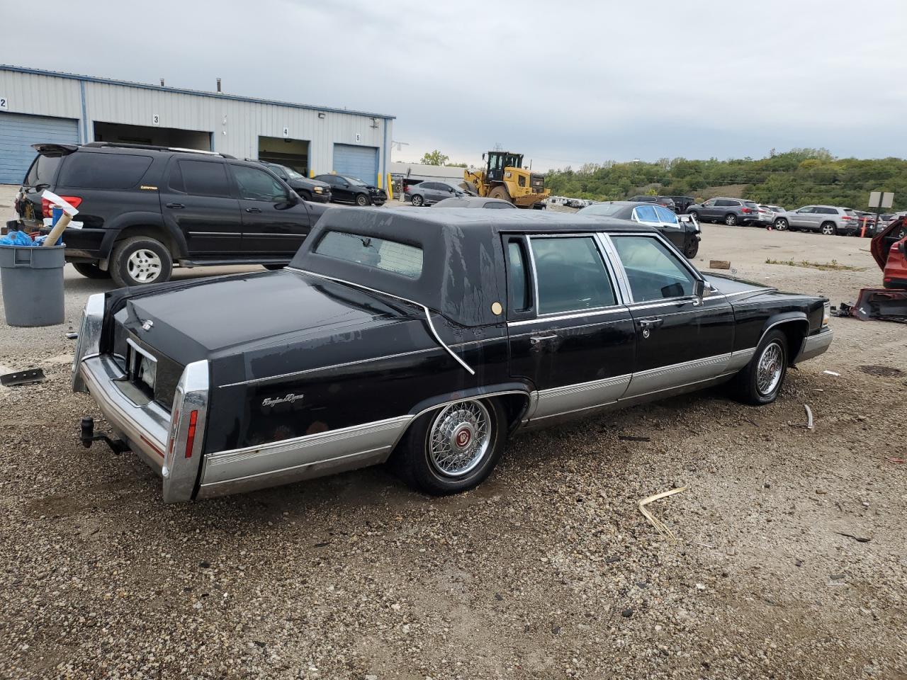 1990 Cadillac Brougham - Фото 3