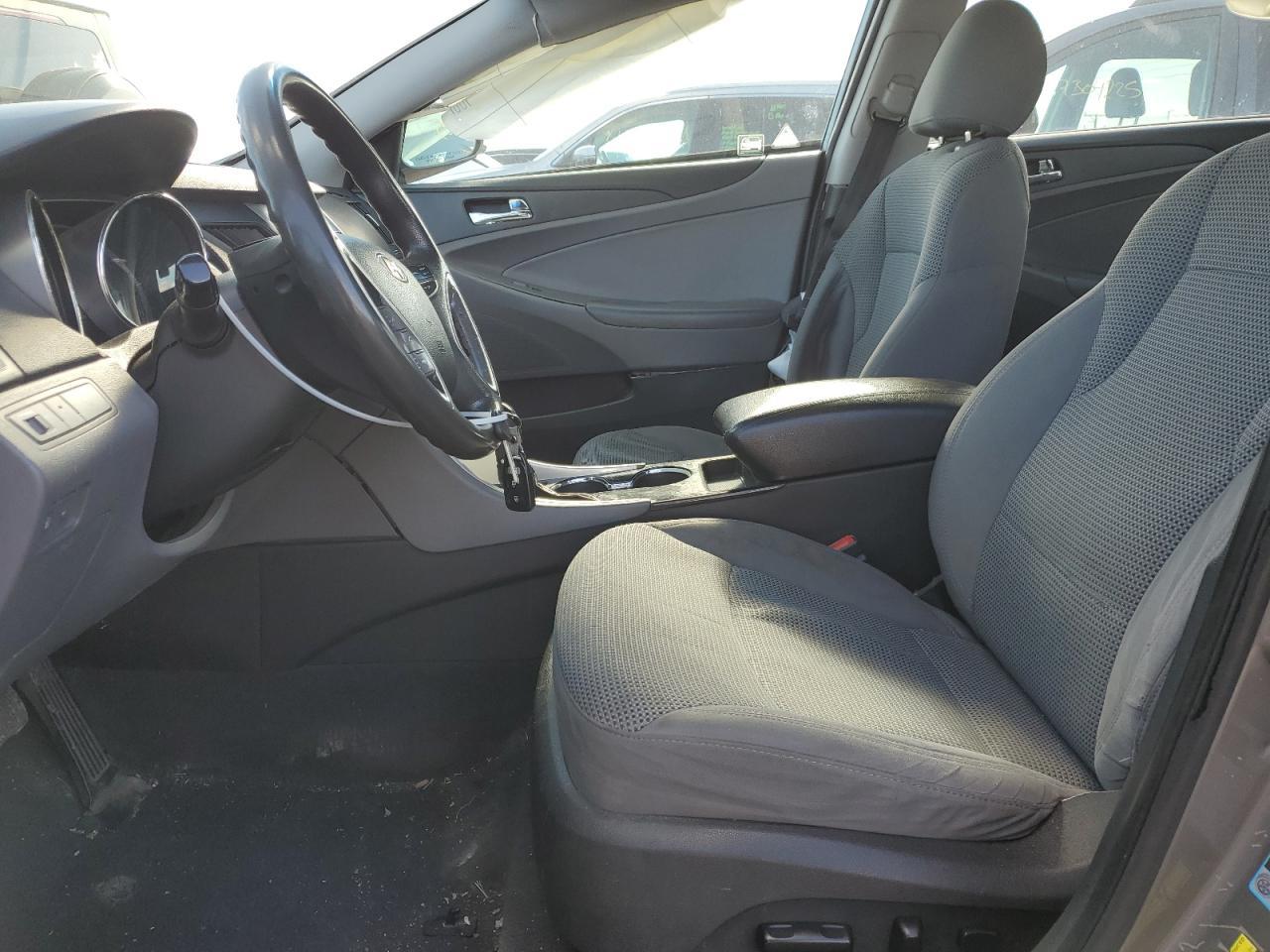 2011 Hyundai Sonata Gls - Image 7