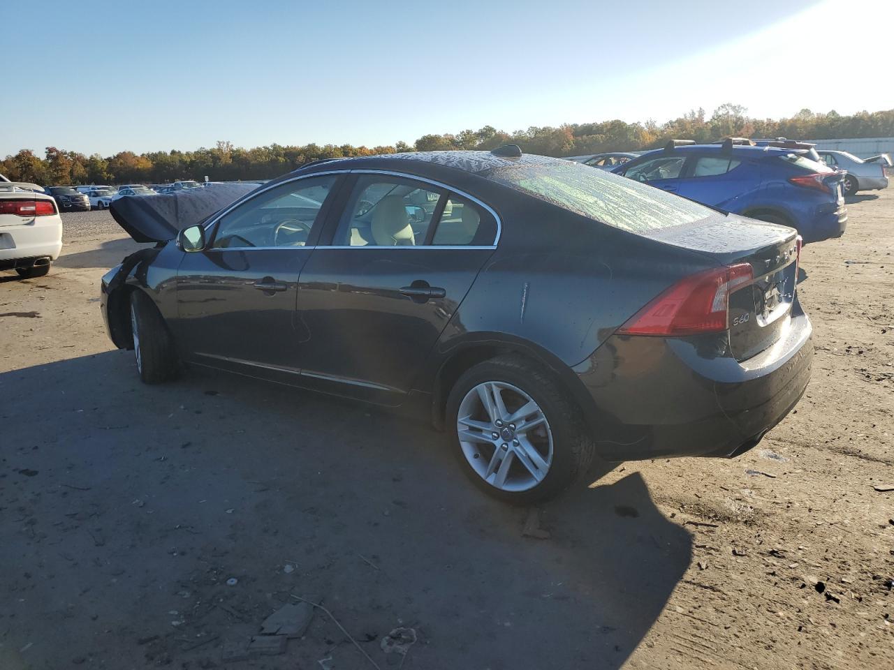 2015 Volvo S60 Premier - Фото 2