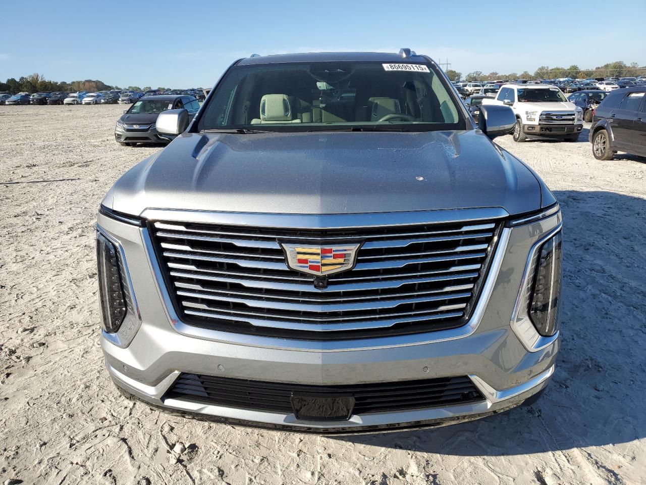 2025 Cadillac Escalade Premium Luxury Platinum - Image 5