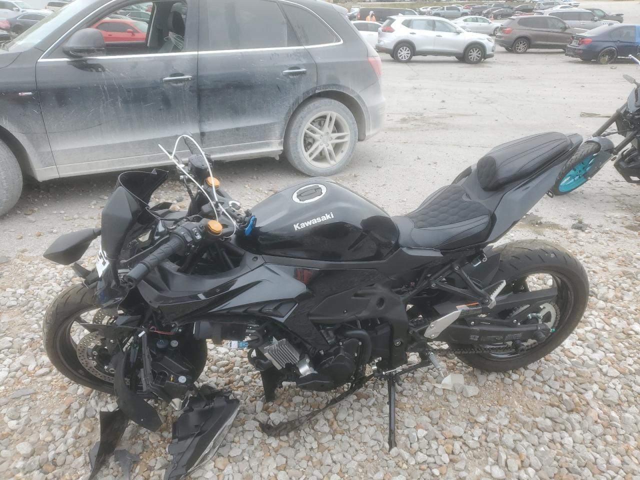 2024 Kawasaki Zx400 P - Фото 3