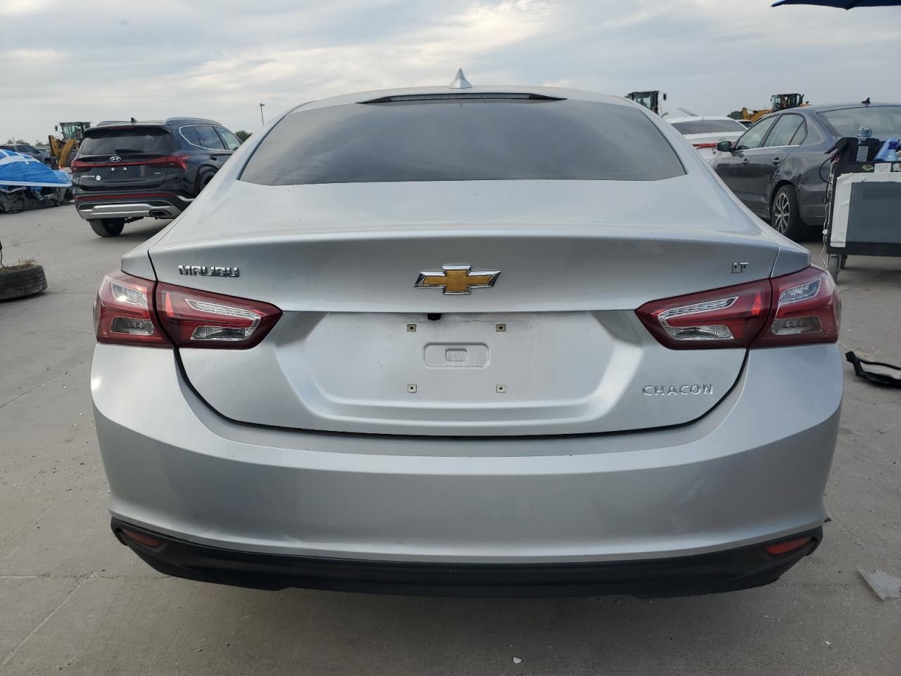 2022 Chevrolet Malibu Lt - Фото 6