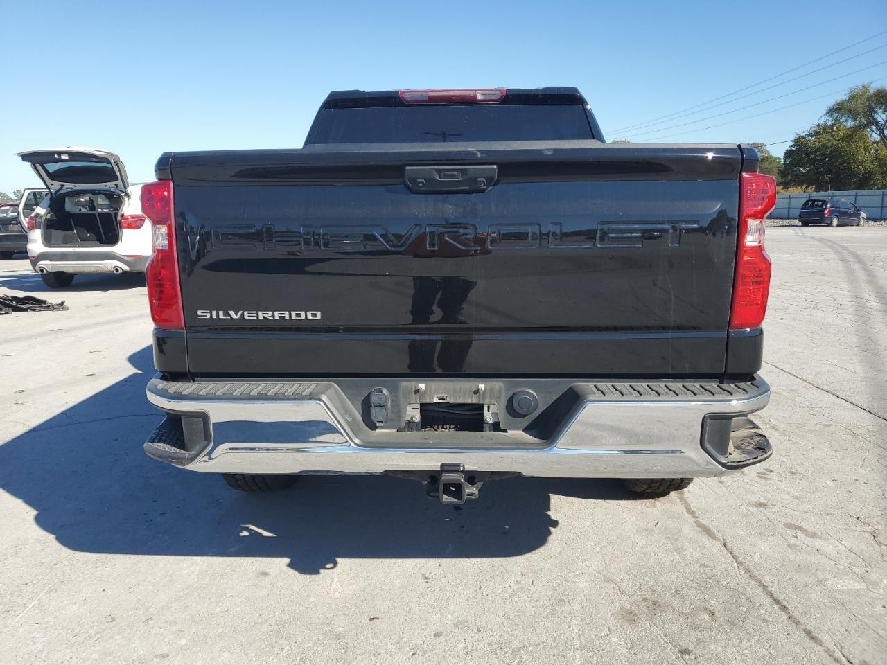 2023 Chevrolet Silverado K1500 - Image 6