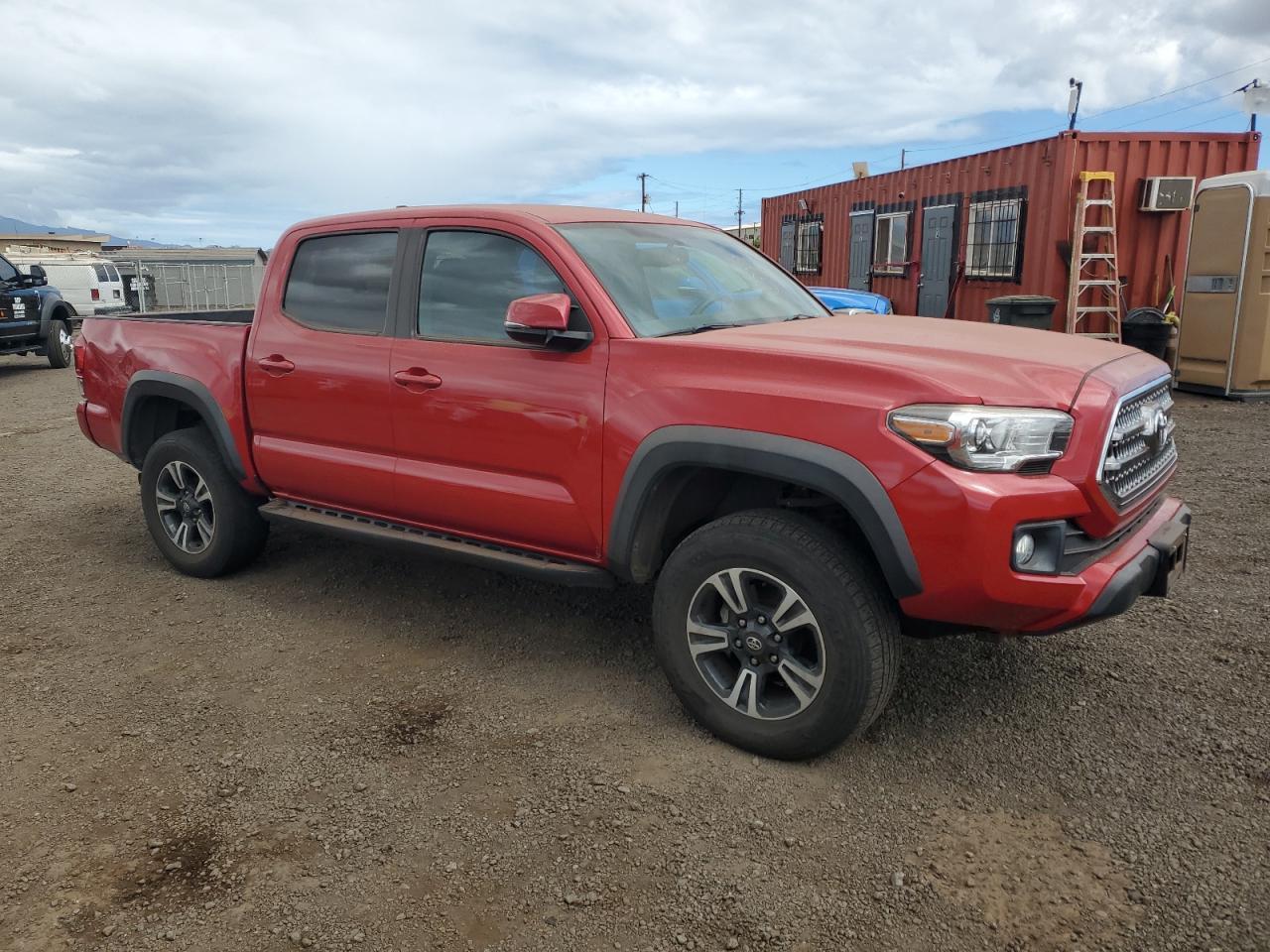 2017 Toyota Tacoma Double Cab - Image 4