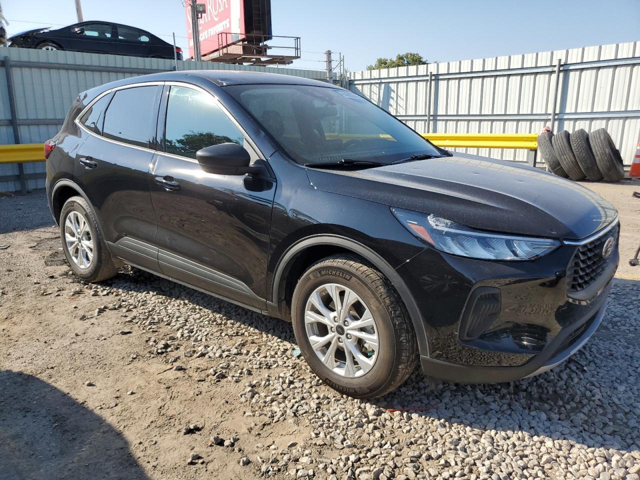 2025 Ford Escape Active - Фото 4