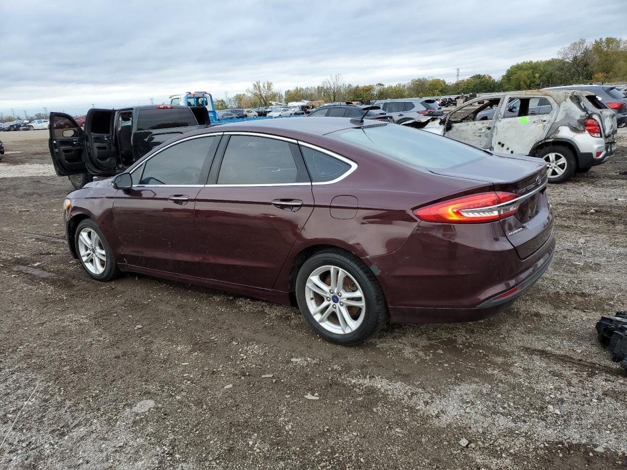 2018 Ford Fusion Se - Фото 2