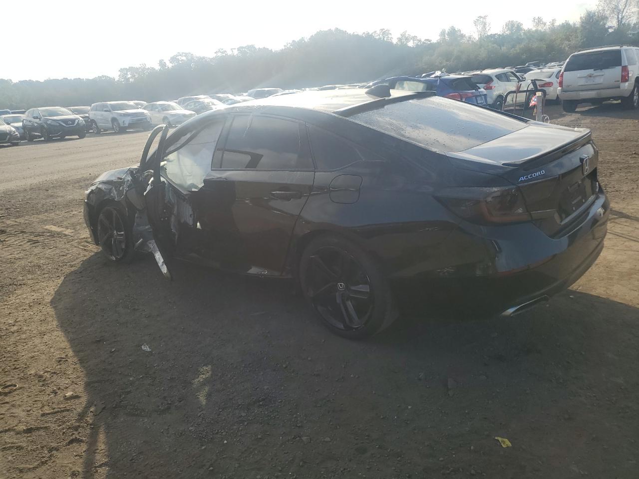 2021 Honda Accord Sport - Фото 2