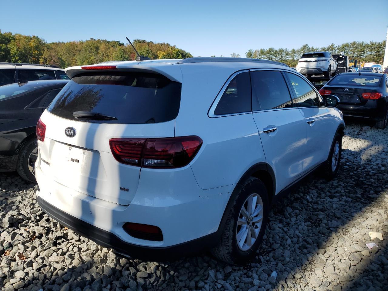 2020 Kia Sorento L - Фото 3