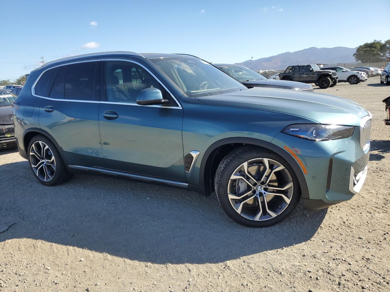 2026 BMW X5 xDrive50E - Фото 4
