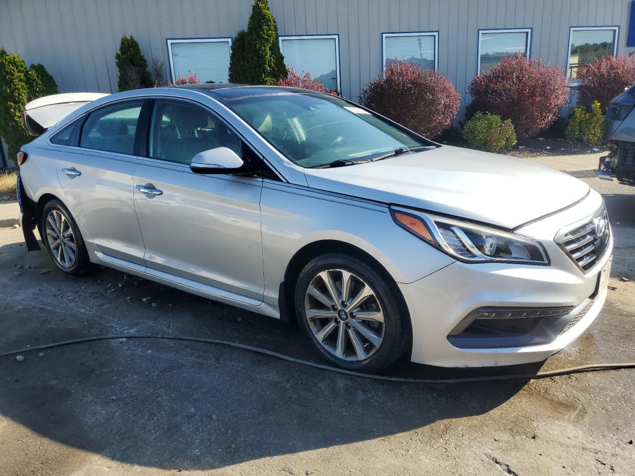 2016 Hyundai Sonata Sport - Image 4