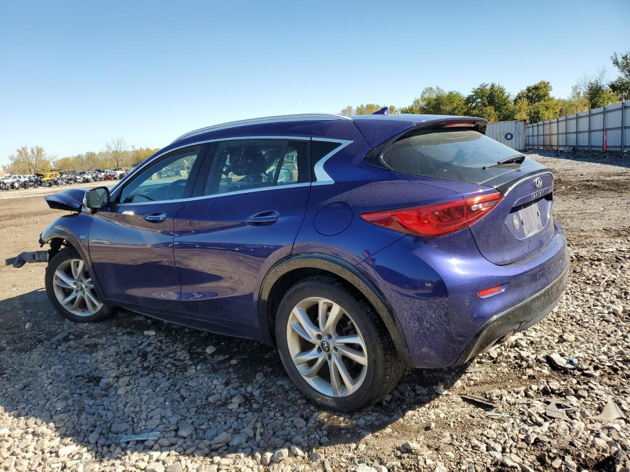 2017 Infiniti Qx30 Base - Image 2