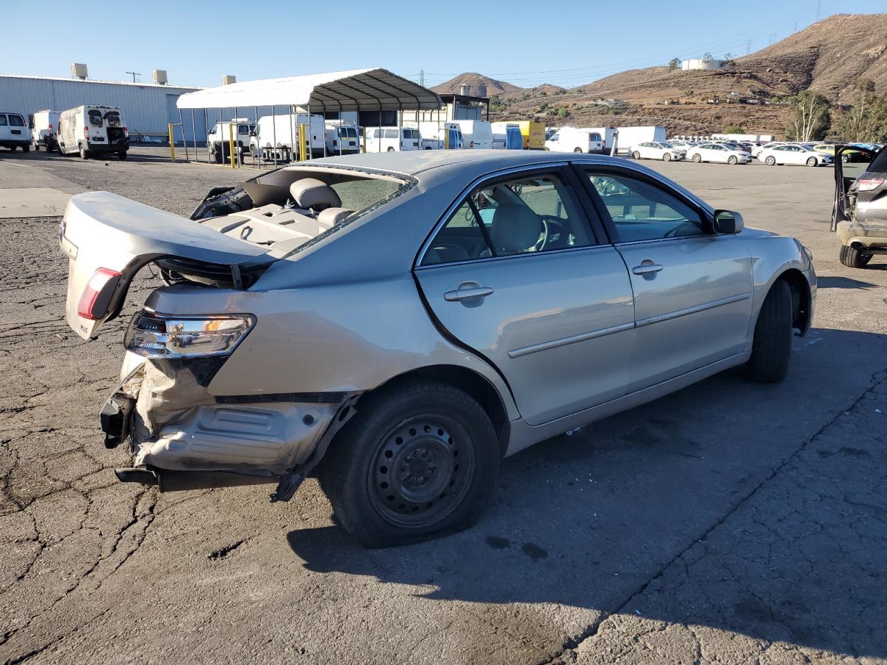 2007 Toyota Camry Ce - Image 3