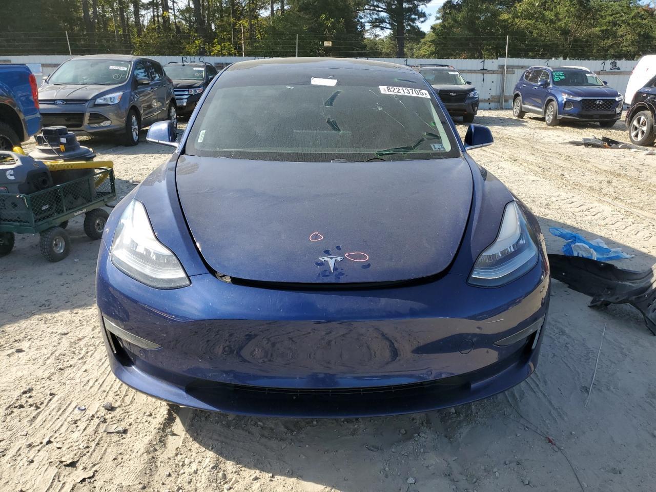2019 Tesla Model 3 - Фото 5