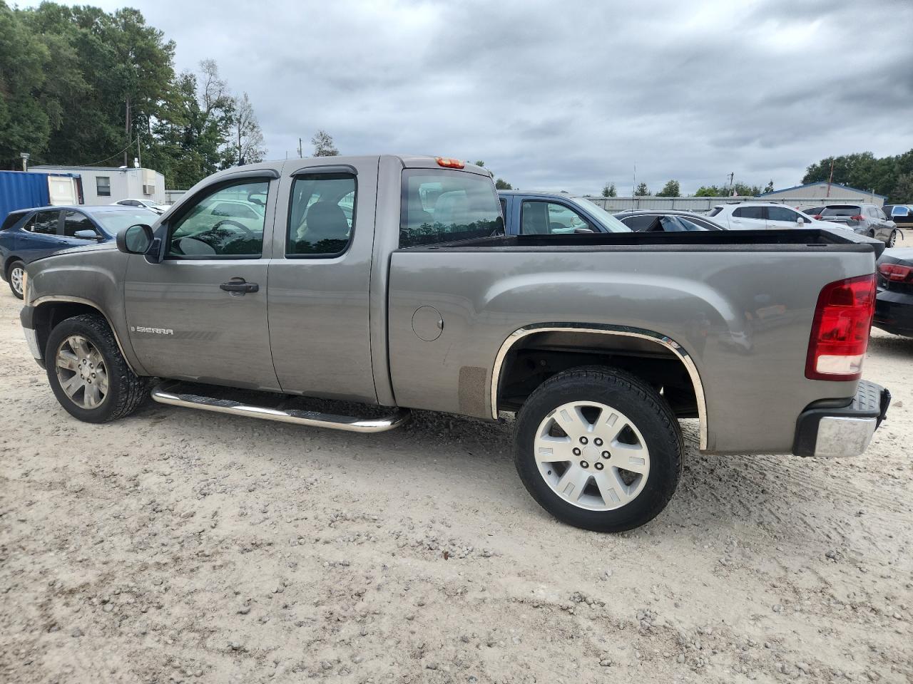 2008 GMC Sierra C1500 - Фото 2