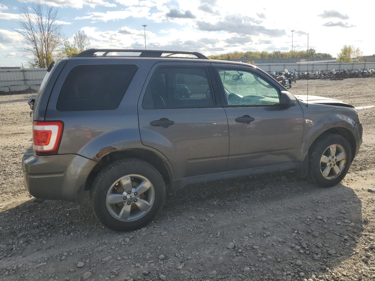 2012 Ford Escape Xlt - Image 3