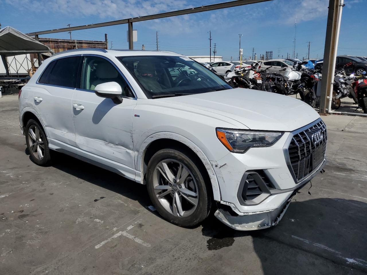 2021 Audi Q3 Premium S Line 45 - Фото 4