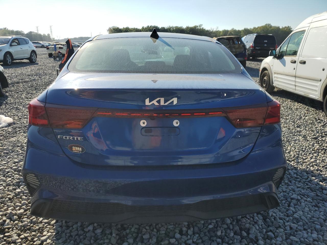 2024 Kia Forte Lx - Image 6