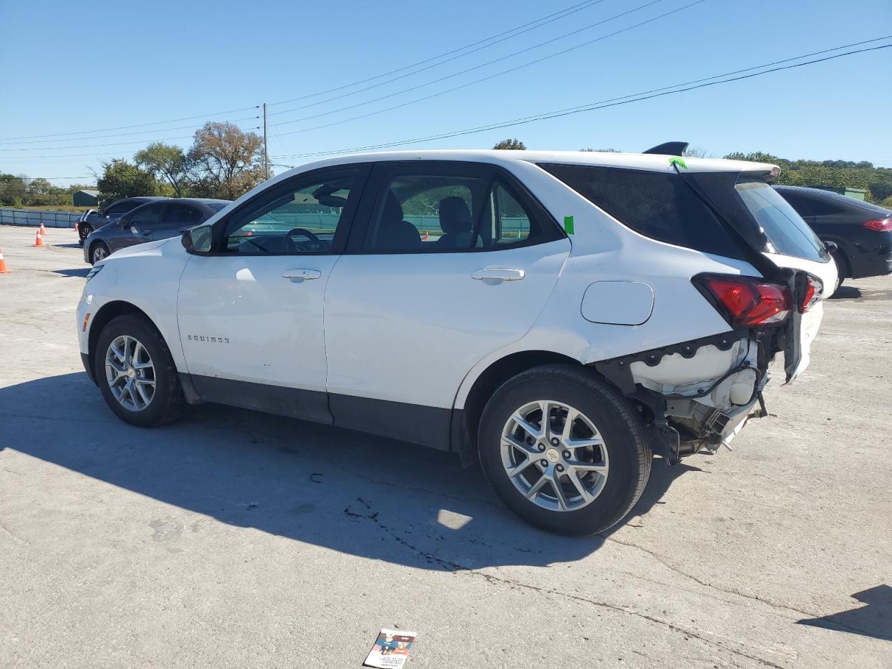 2023 Chevrolet Equinox Ls - Фото 2