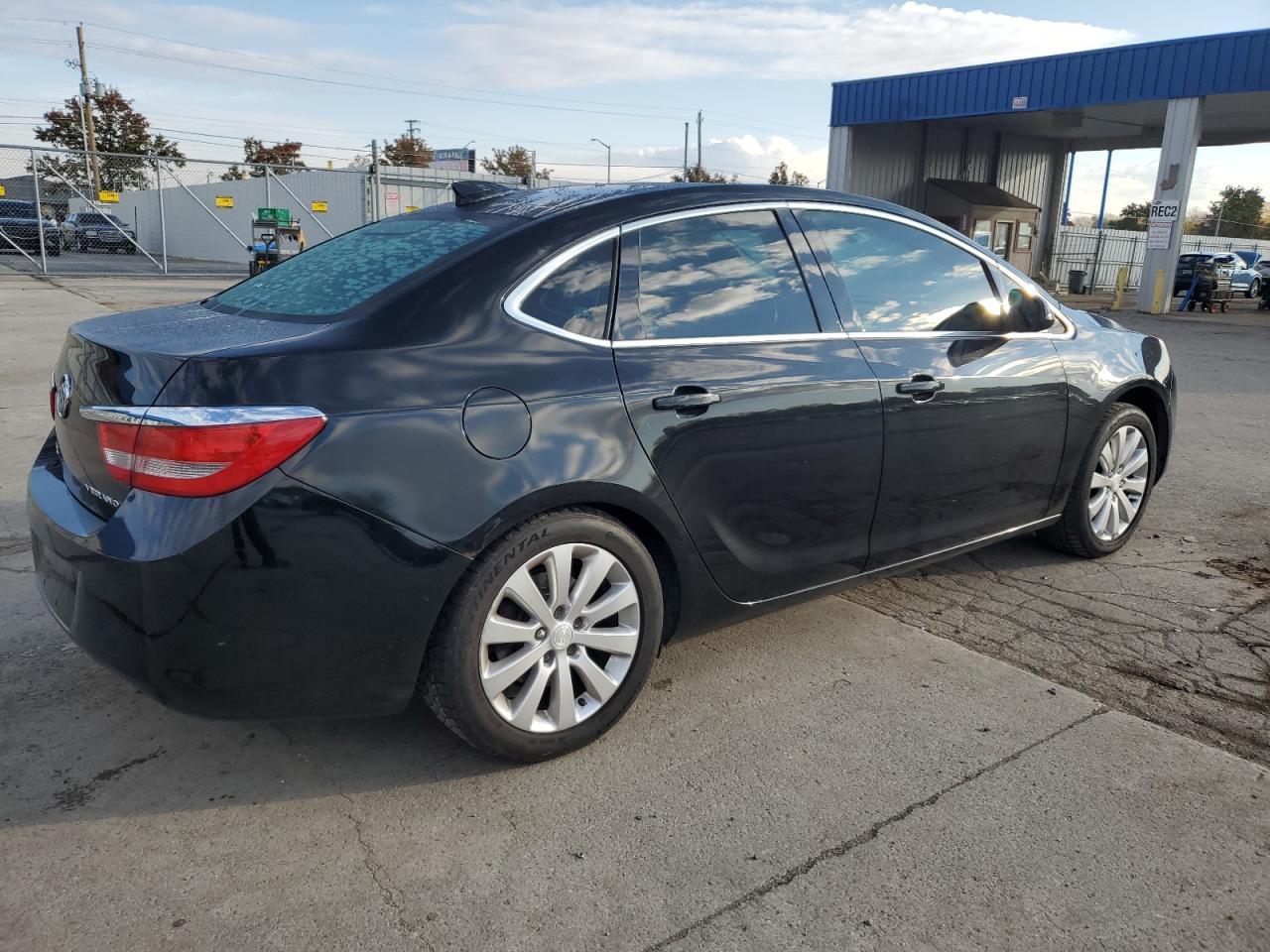 2016 Buick Verano - Image 3
