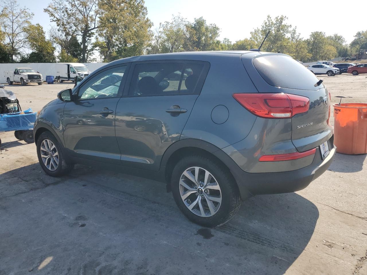 2015 Kia Sportage Lx - Image 2