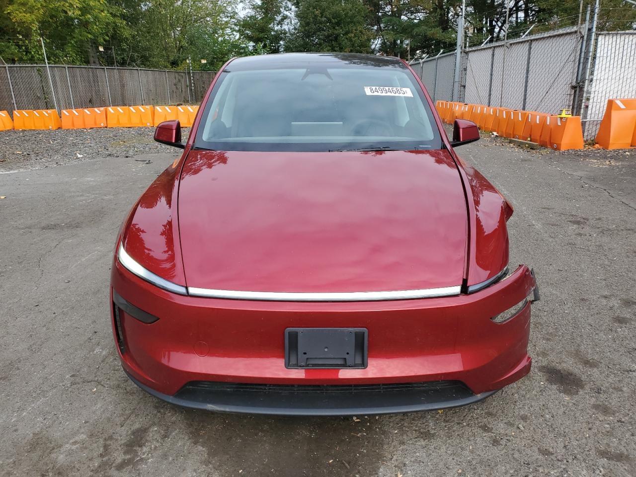 2026 Tesla Model Y - Фото 5