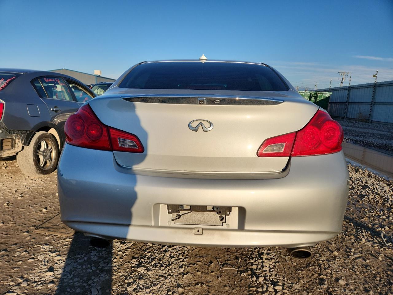 2015 Infiniti Q40 - Image 6