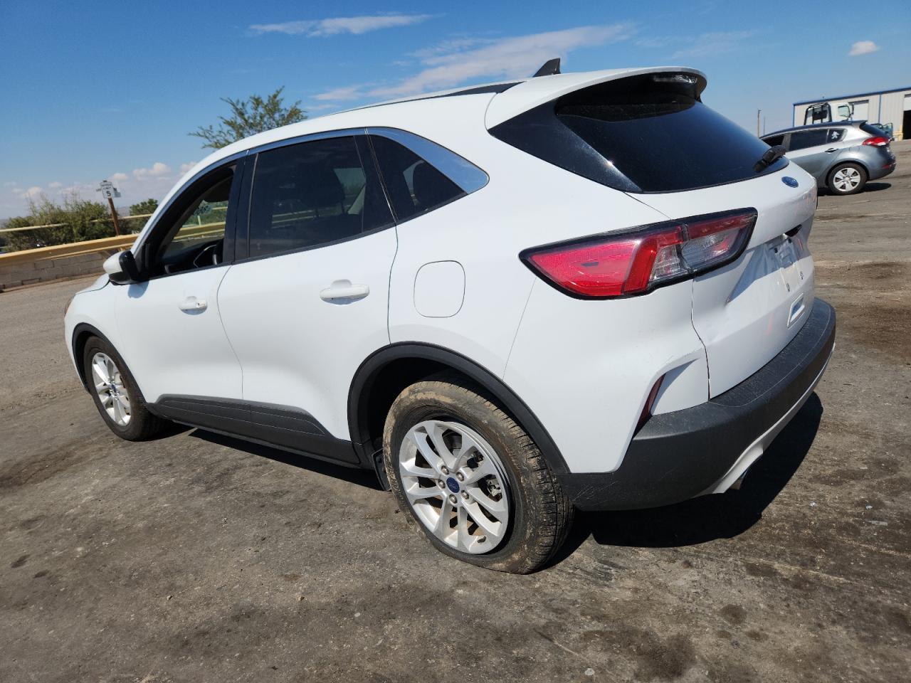 2020 Ford Escape Se - Фото 2