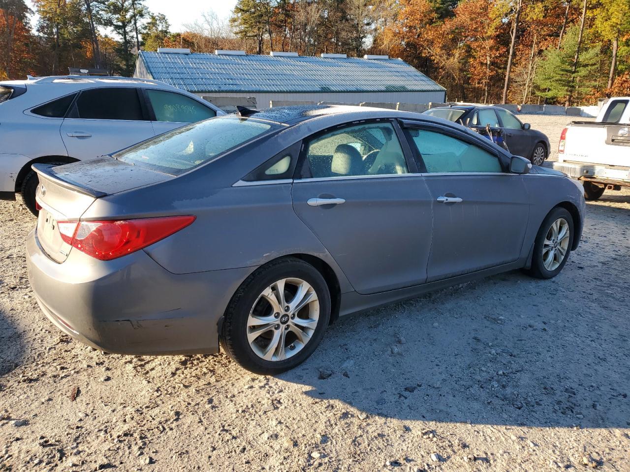 2012 Hyundai Sonata Se - Фото 3