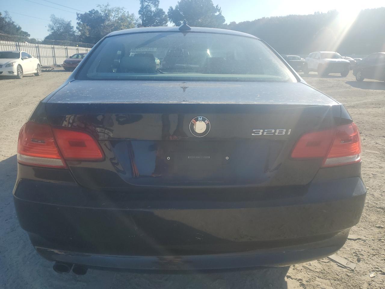 2010 BMW 328 I - Фото 6