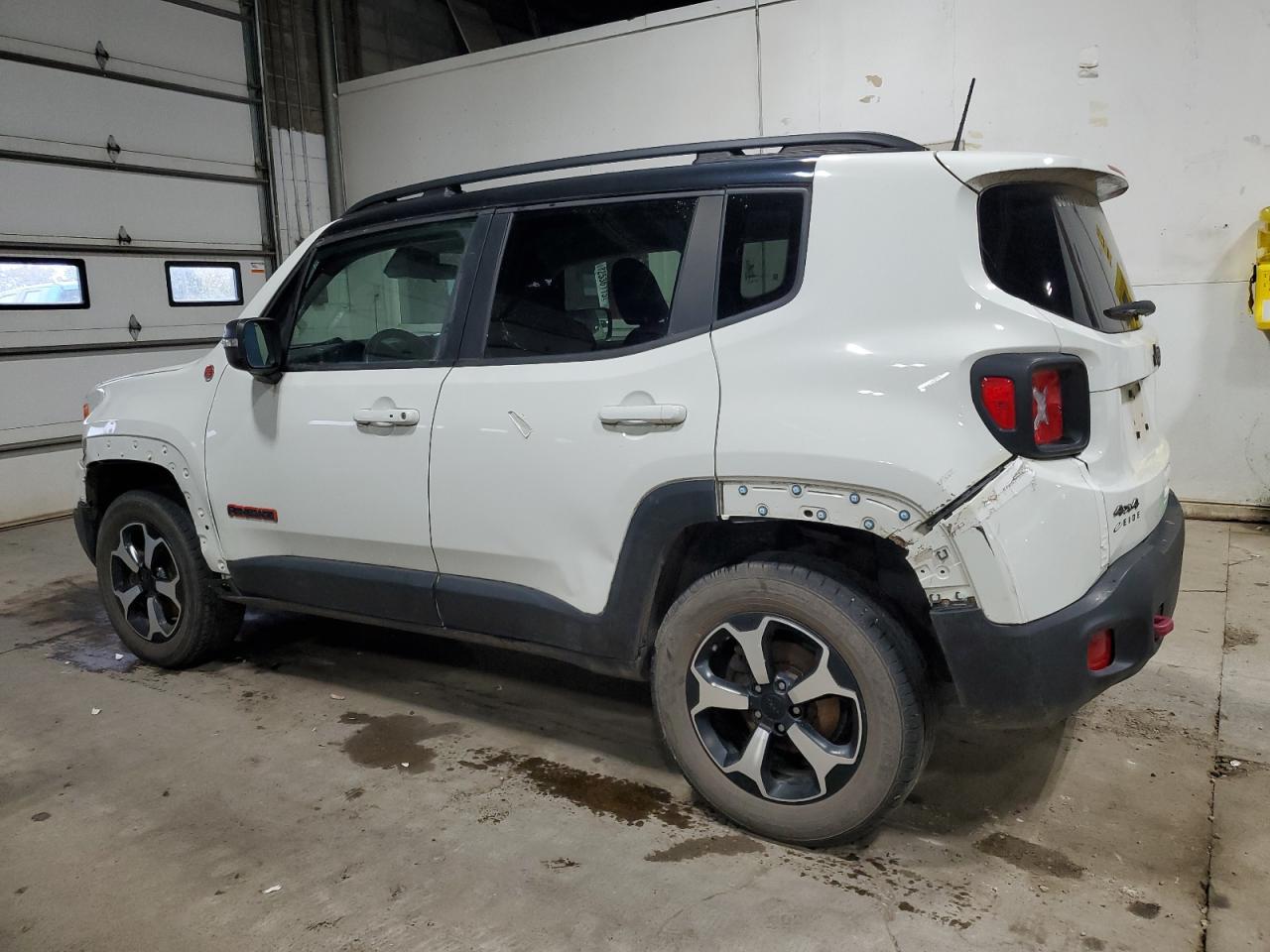 2019 Jeep Renegade Trailhawk - Фото 2