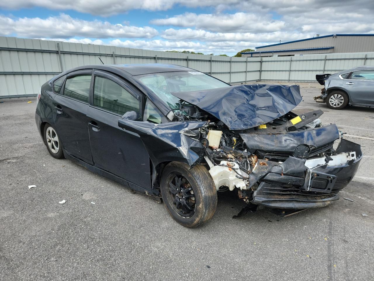 2012 Toyota Prius Three - Фото 4